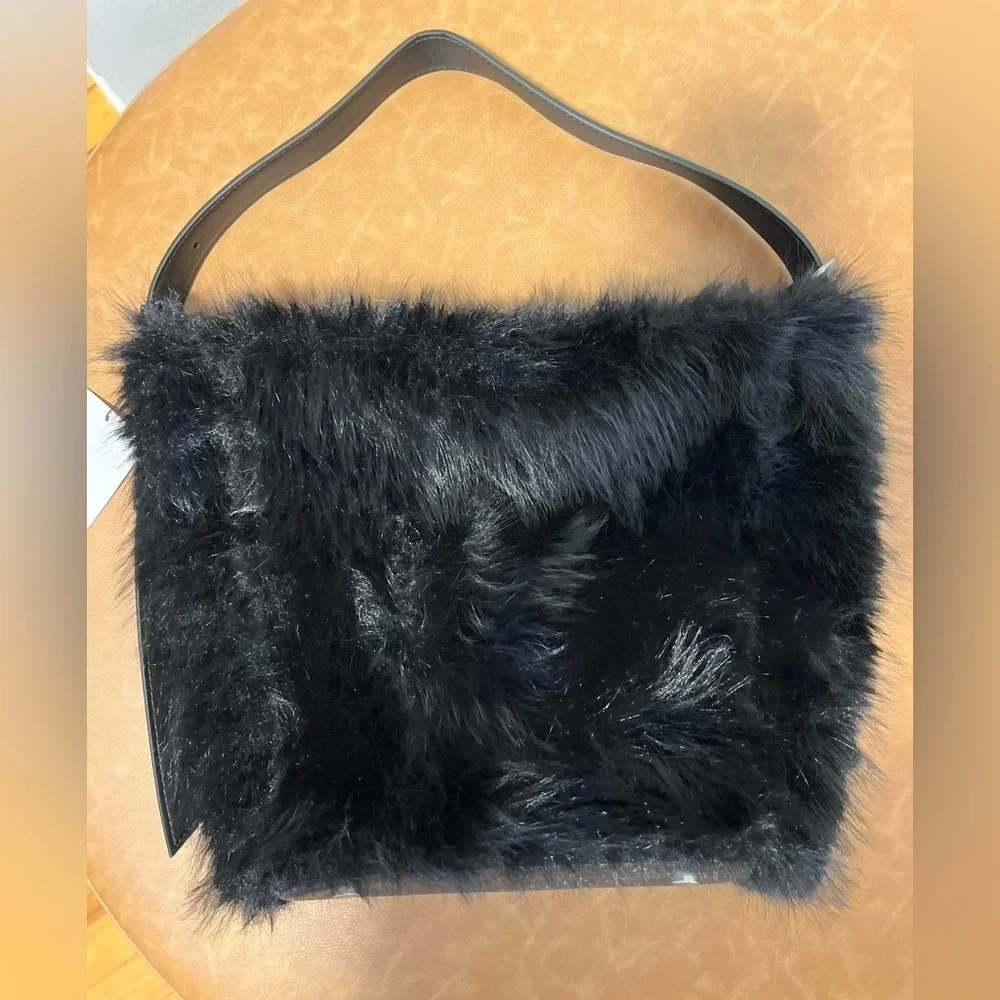 TREND NEW ! ZARA LUXURY FAUX FUR BAG